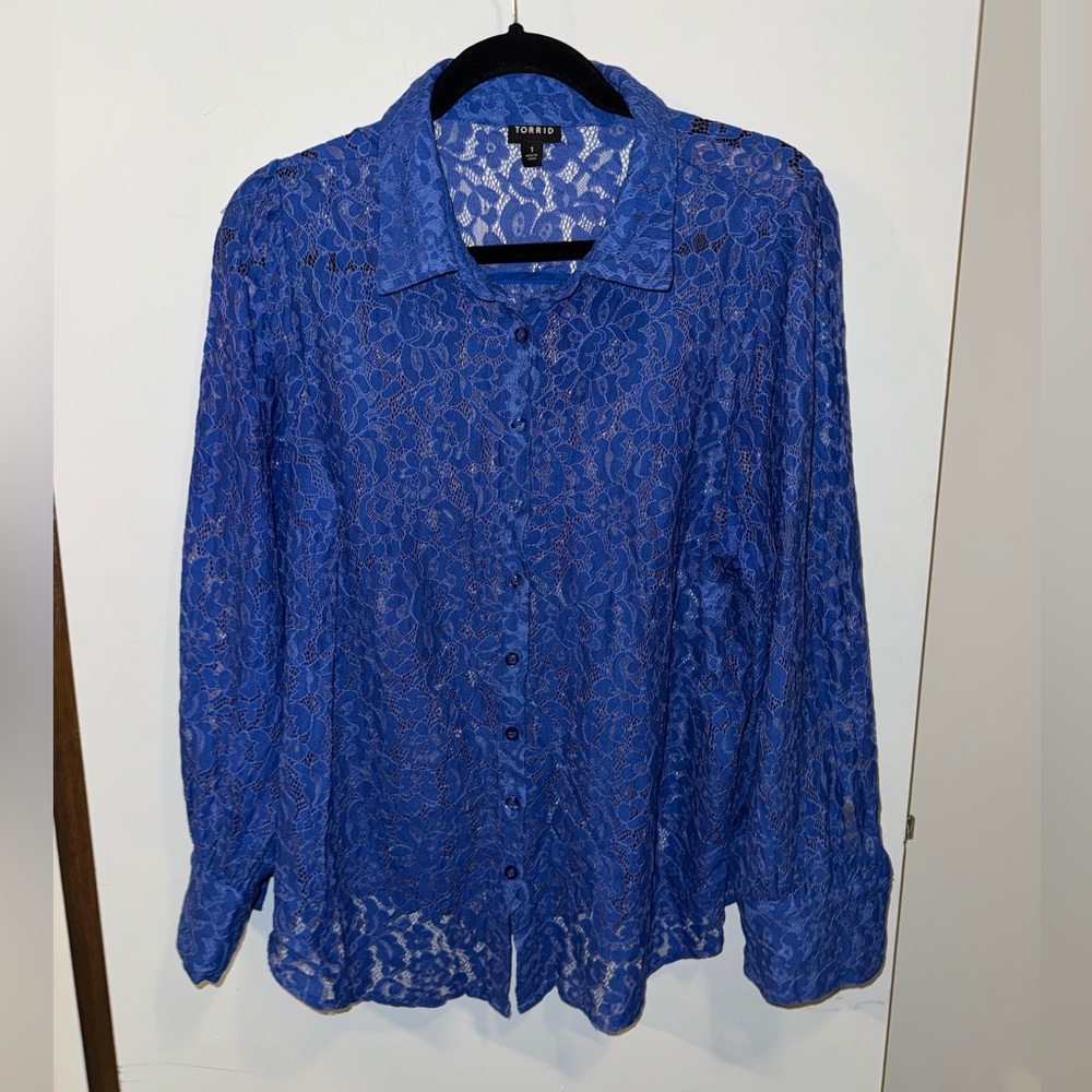 Torrid Blue Floral Lace Button-Up Long Sleeve Blouse Top Size 1 or 1X